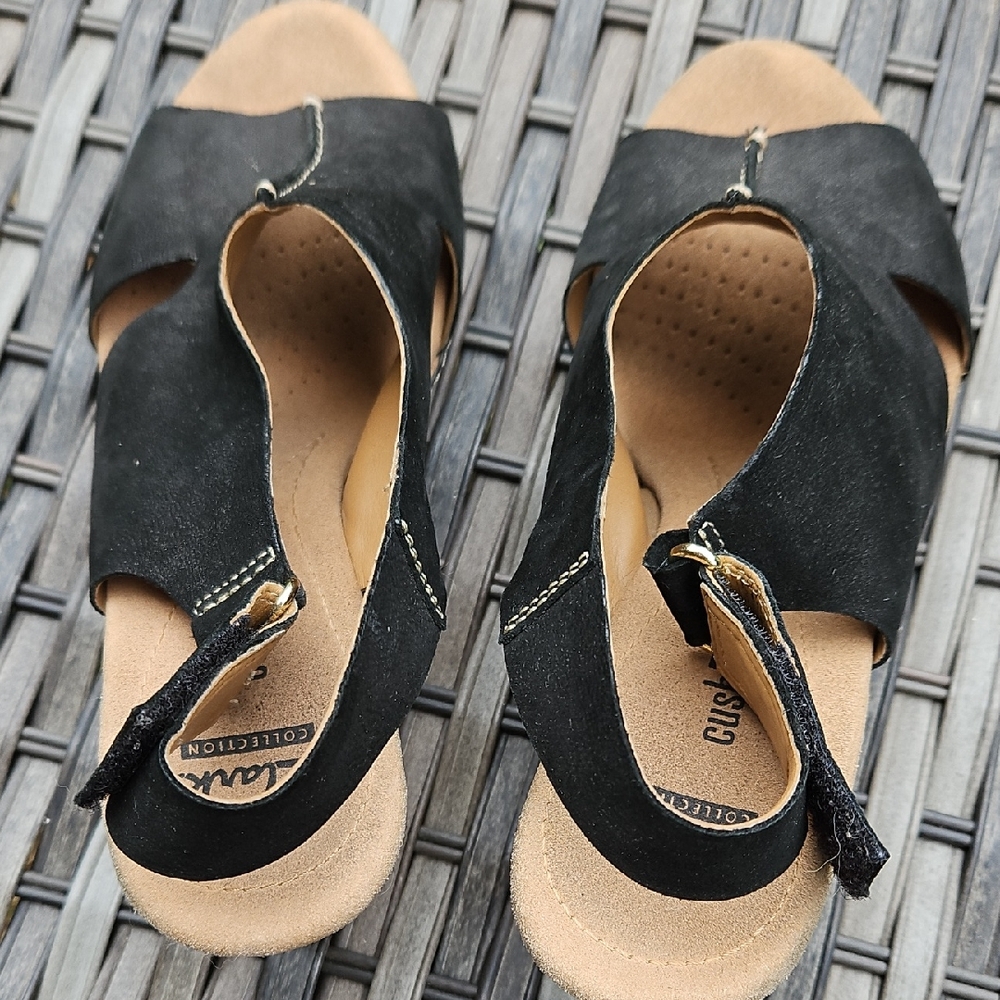 Clarks Blk Suede Women's Wedge Sandals, Size 8,  Comfortable, Almost 3" Heel